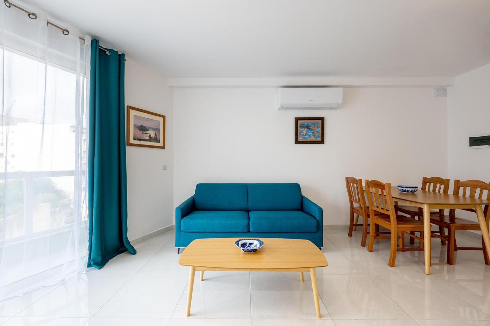 Msida Central Suites - Emmnic Court Exterior photo